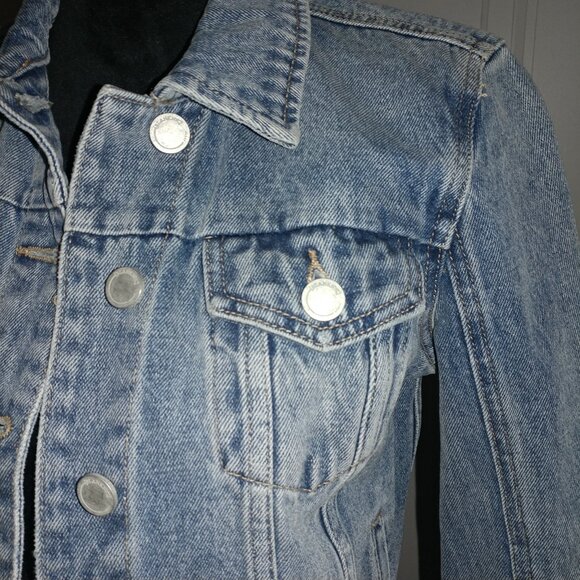 BLANK NYC: 100%Cotton Denim Jacket  - Women's Size Small - NWOT - Picture 3 of 7
